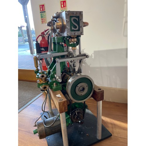 7021 - An exhibition quality Stuart 6A marine vertical twin cylinder compound steam launch engine. The 6A i... 