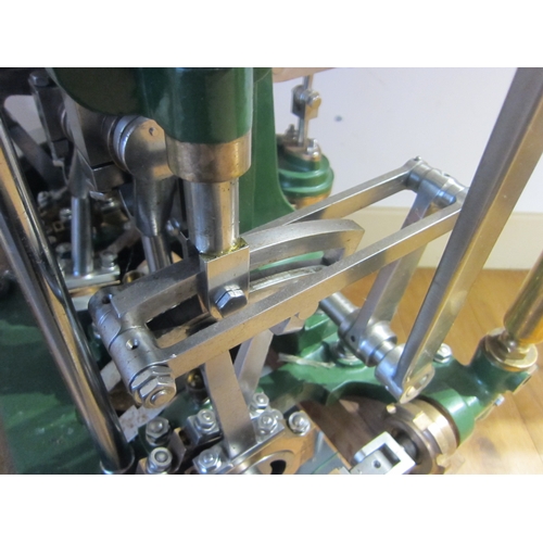 7021 - An exhibition quality Stuart 6A marine vertical twin cylinder compound steam launch engine. The 6A i... 