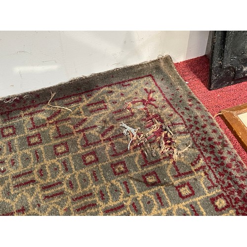 7060 - A British Railways carriage rug with Moquette pattern and totem logo to center, red, blue and cream ... 