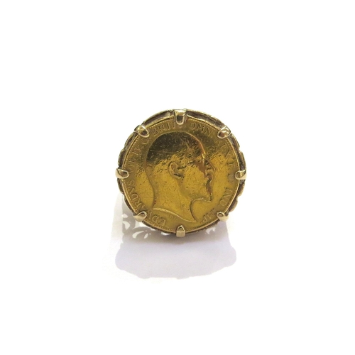 7038 - A 1902 Edward III gold half sovereign in 9ct gold ring shank. Size J, 8.4g total