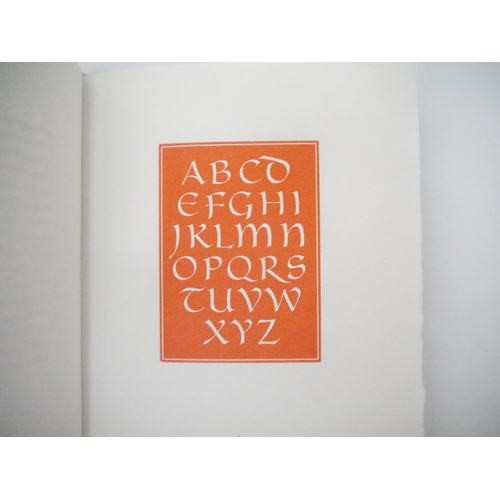 5016 - The Florin Press. Leo Wyatt: 'Leo Wyatt's Little Book of Alphabets with an Introduction by Michael T... 