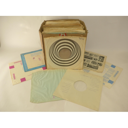 Lot 8052      