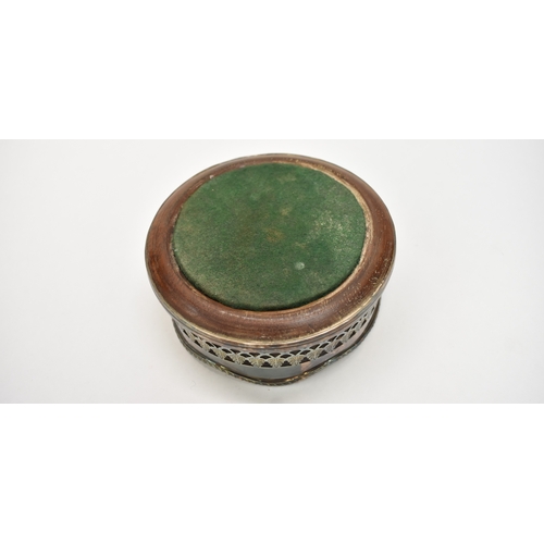 8057 - A Francis Howard Ltd silver win coaster with turned wooden base, Sheffield 1948, 9.7cm diameter, 122... 