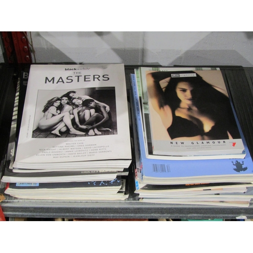 1057 - A quantity of various modelling and art magazines including 