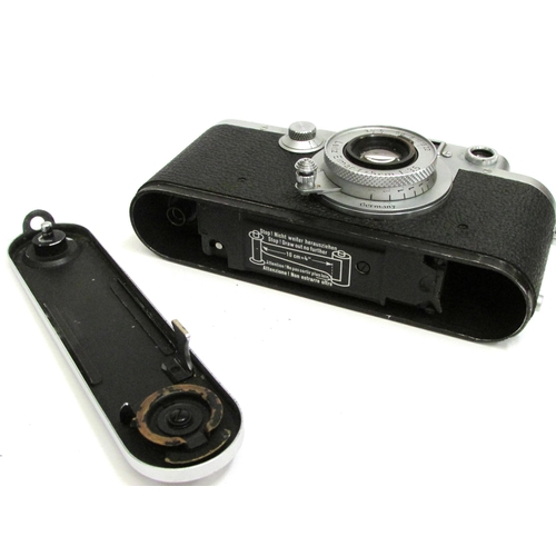 A 1950s Leica DRP Ernst Leitz Wetzlar IIIf 35mm film Rangefinder