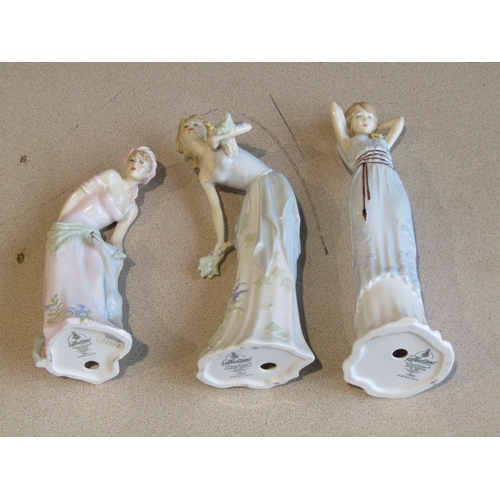 1009 - Three Royal Doulton 