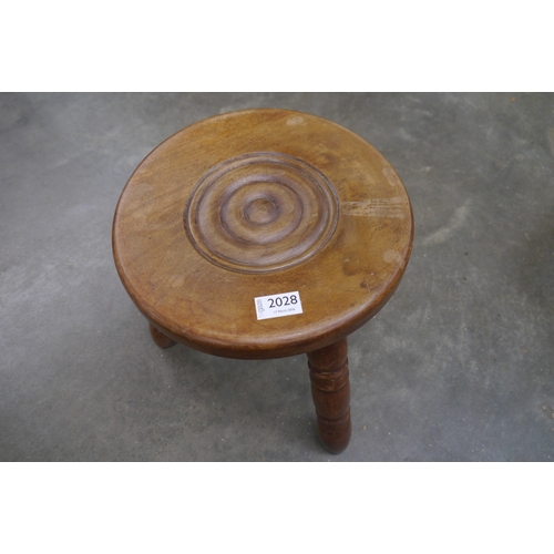 Lot 2028      