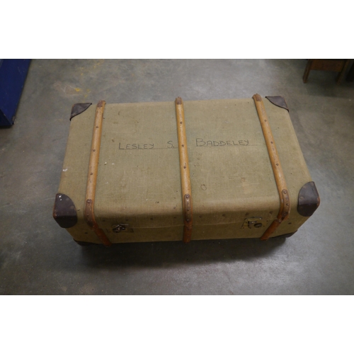 Lot 2042      
