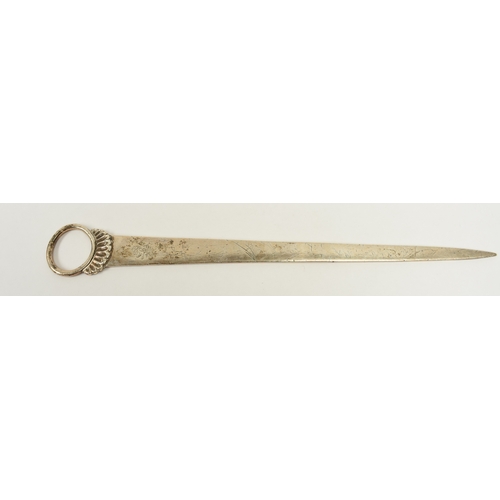 8058 - A Carden Terry & Jane Williams (1807-21) Irish Provincial meat skewer, crested, assay marks for Dubl... 