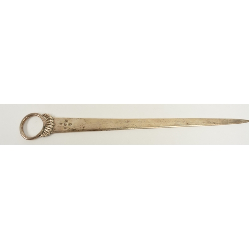 8058 - A Carden Terry & Jane Williams (1807-21) Irish Provincial meat skewer, crested, assay marks for Dubl... 