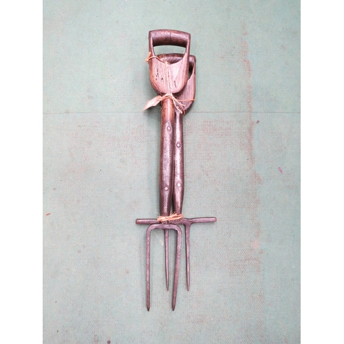 Lot 7039      