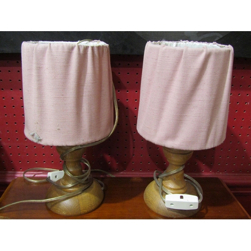 4031 - A carved treen box, lidded container and two table lamps (4)