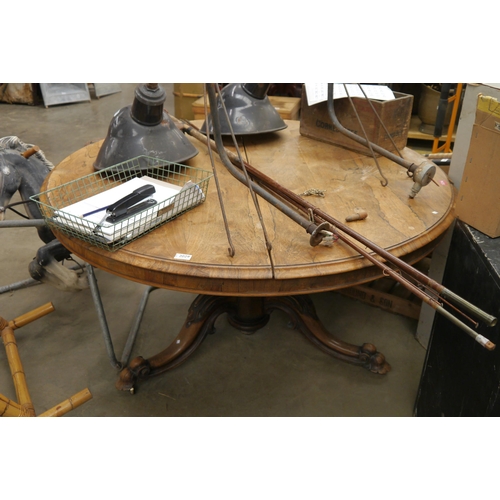 Lot 2029      