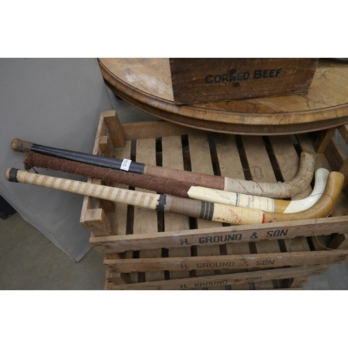 Lot 2036      