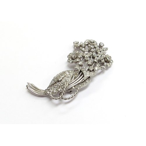 6060 - A mixed cut diamond floral spray brooch, unmarked, 19.5g