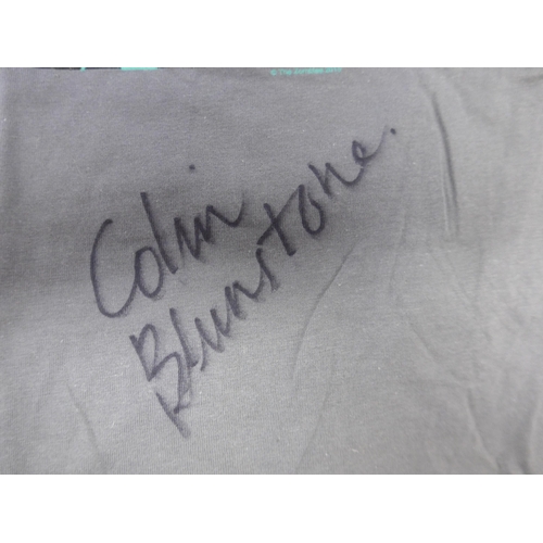 8292 - Two autographed band t-shirts to include The Zombies, signed by Rod Argent and Colin Blunstone (size... 