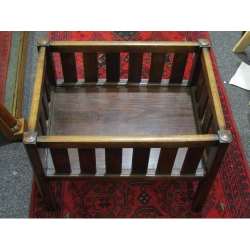 1053 - A 20th Century oak plant stand, 45cm tall x 53cm wide x 39cm deep