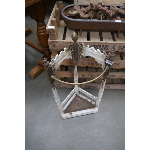 Lot 2028      