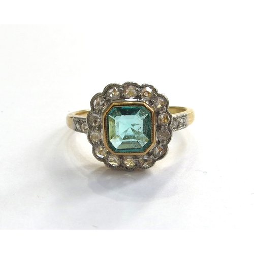 6036 - An emerald and old cut diamond cluster ring, unmarked gold and platinum. Size M, 3.2g