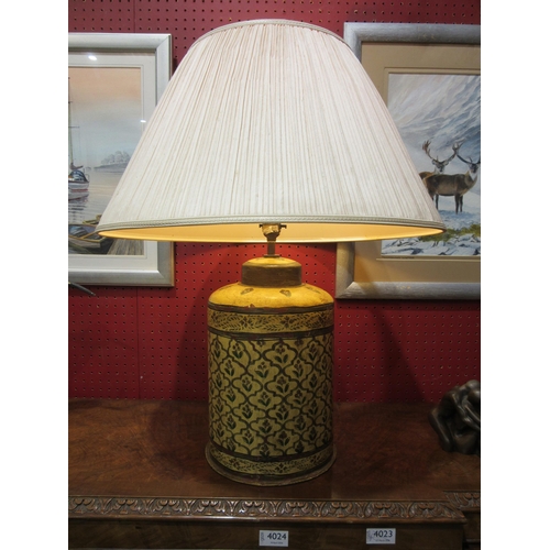 4022 - A Persian style papier mache lamp with shade