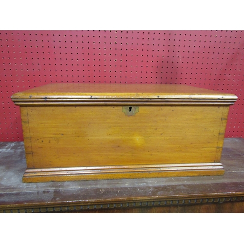 4043 - A 19th Century oak table-top tool chest with exposed dovetail joints and brass carrying handles over... 