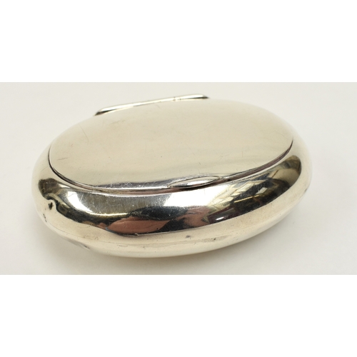 8044 - An oval silver tobacco case made by H H & S, Birmingham 1905, 7.5cm long, 5.5cm long, 56g