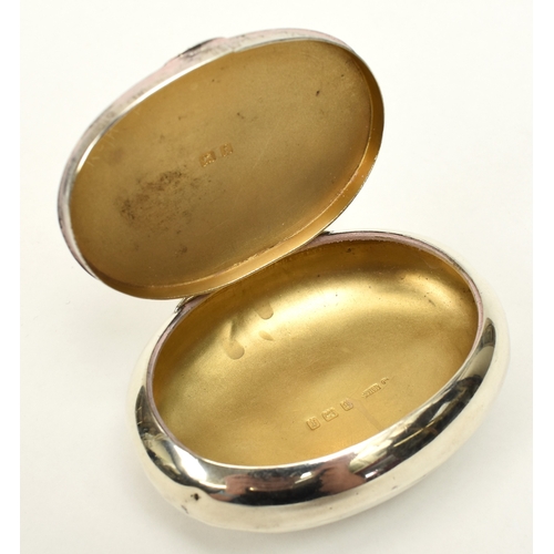8044 - An oval silver tobacco case made by H H & S, Birmingham 1905, 7.5cm long, 5.5cm long, 56g
