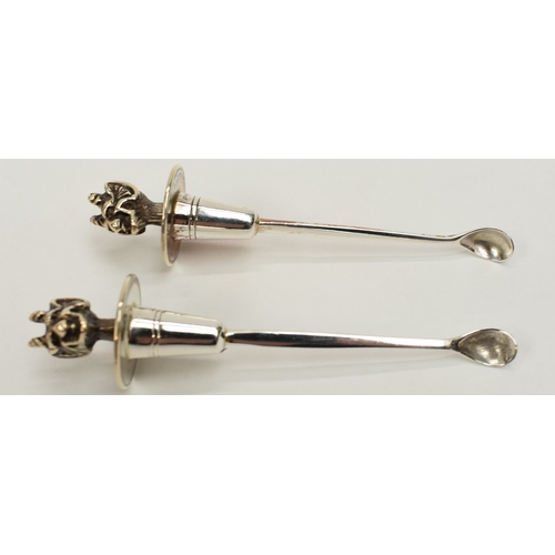 8041 - A J & J Maxfield Ltd silver mustard, Sheffield 1903 with Lion mask detail, two cruets with Henry Bus... 