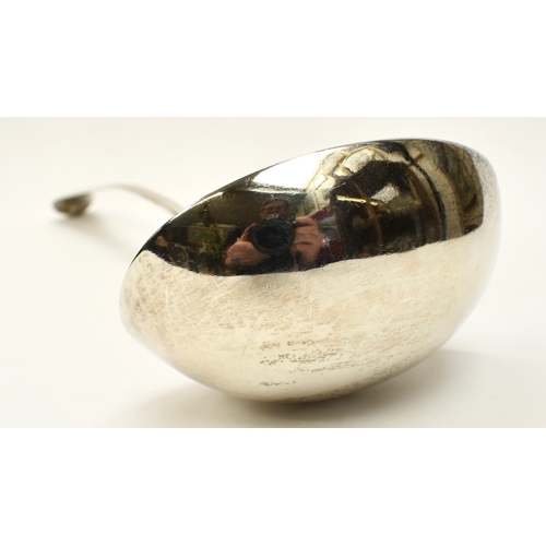 8042 - A George III, William Eley I & William Fearn silver soup ladle, London 1799, with crested handle, 33... 