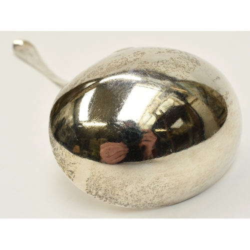 8042 - A George III, William Eley I & William Fearn silver soup ladle, London 1799, with crested handle, 33... 