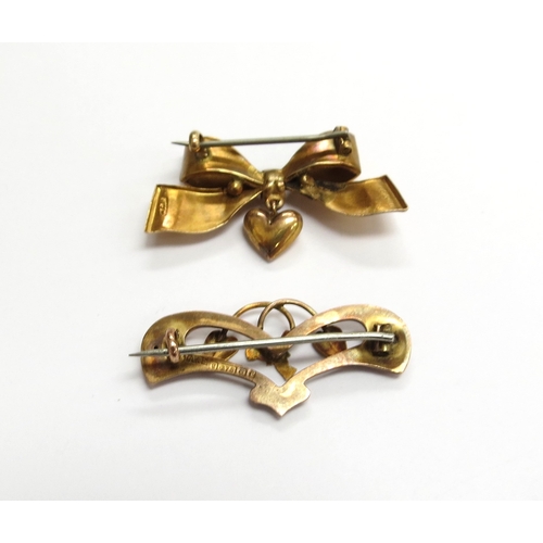 6533 - Two 9ct gold brooches, bow and birds design, 4.6g