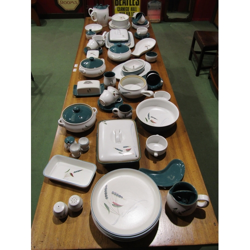 4064 - A quantity of Denby Greenwheat tablewares to include dinner plates, tureens, teapots, oven dishes et... 