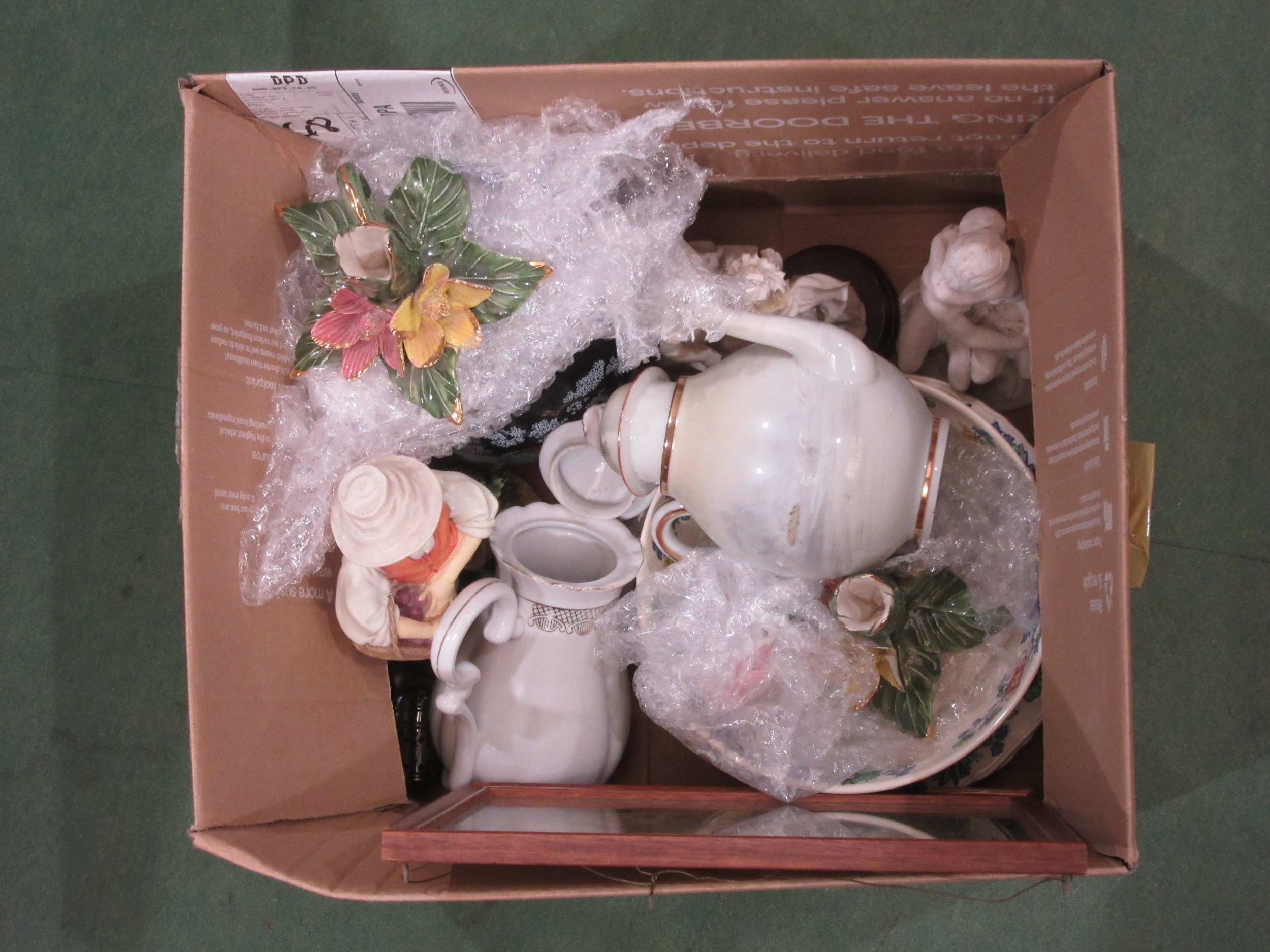 A box of miscellaneous ceramics to include Mason's 