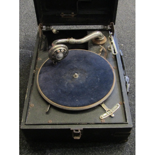1060 - An early 20th Century Linguaphone portable gramophone