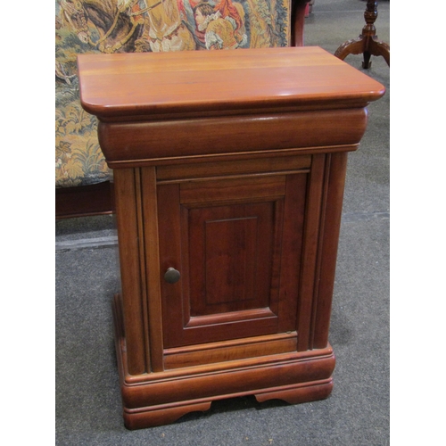 1093 - A pair of modern bedside cupboards, 65cm tall x 47cm wide x 33cm deep