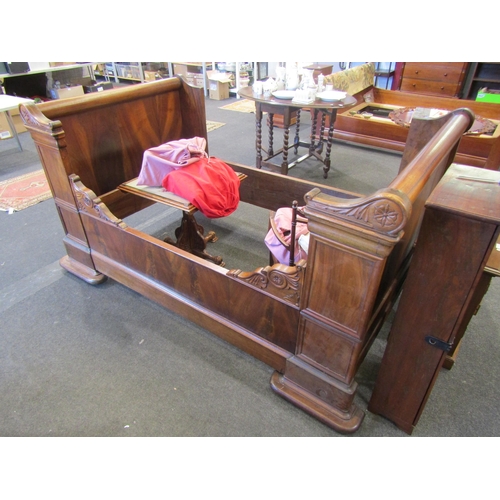 1117 - A late 19th/early 20th Century mahogany panelled sleigh bed, 194cm long x 112cm wide