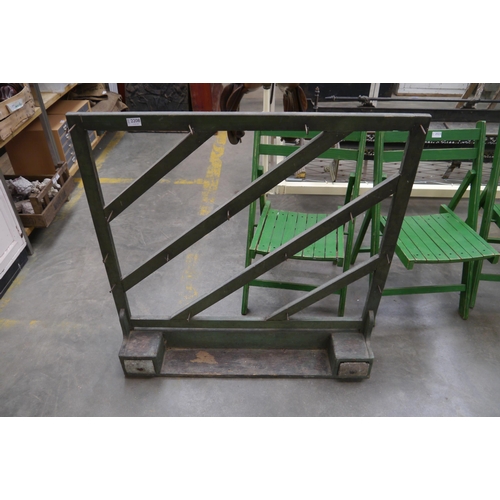 Lot 2022      