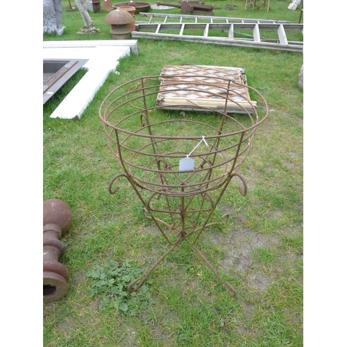 Lot 2063      
