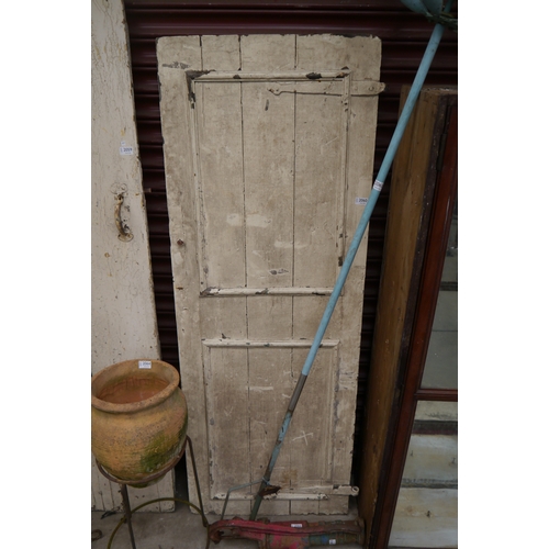 Lot 2060      