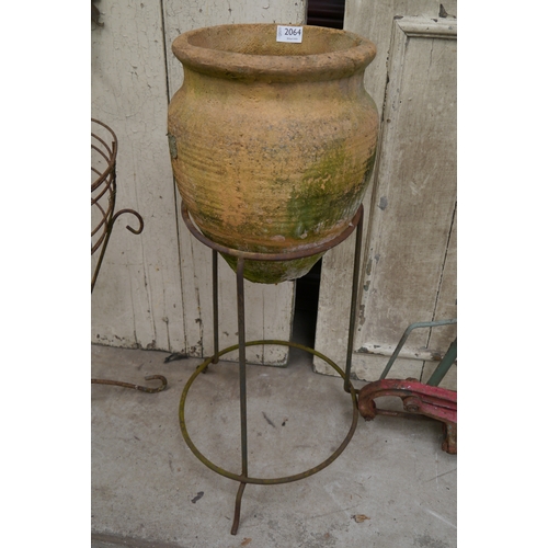 Lot 2064      