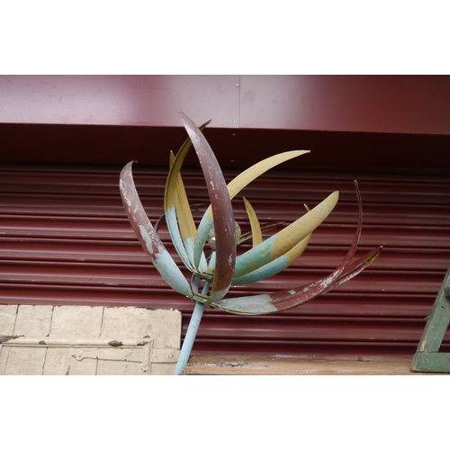 2065 - A decorative garden wind vane