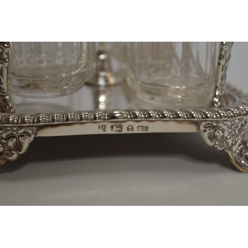 8003 - A George IV silver cruet stand Creswick & Co, Sheffield, 1830, 404g