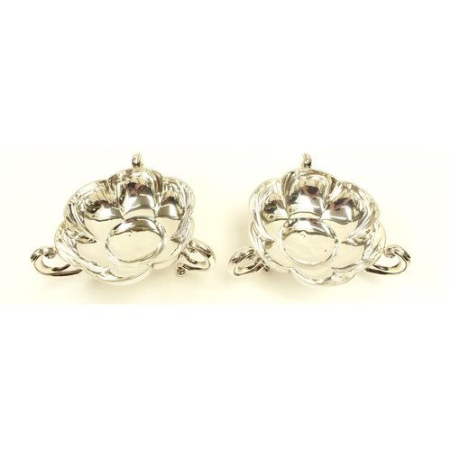8004 - A pair of Horace Woodward & Co Ltd silver lobed bowls with s-scroll feet, Birmingham 1910, 5.5cm tal... 