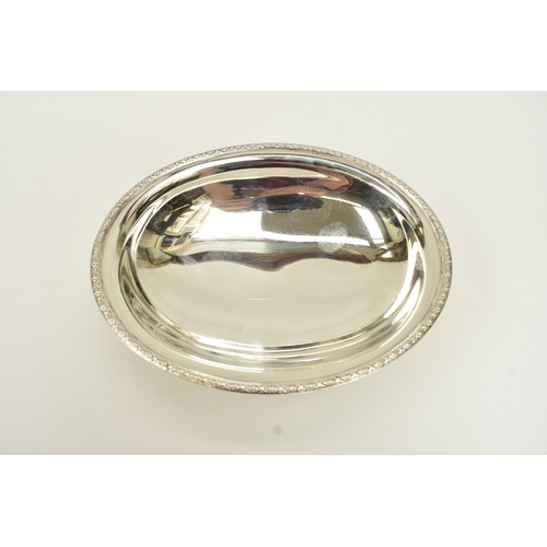 8036 - A Frank Cobb & Co Ltd silver oval pedestal dish with floral border, Sheffield 1982, 5.3cm tall x 15.... 