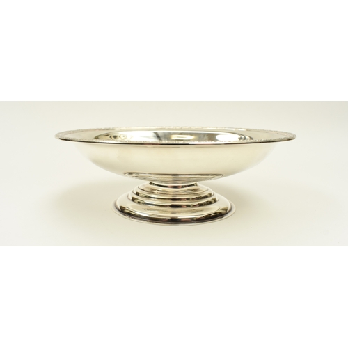 8036 - A Frank Cobb & Co Ltd silver oval pedestal dish with floral border, Sheffield 1982, 5.3cm tall x 15.... 