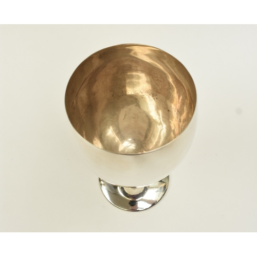 8006 - A Barker Brothers silver wine goblet, Chester 1921, 8.5cm tall, 278g