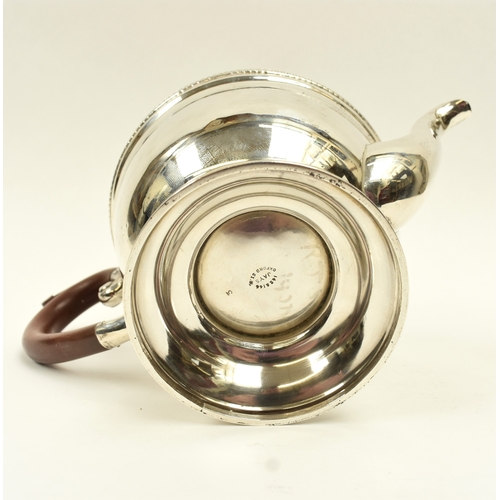 8034 - A Jay Richard Attenborough Co Ltd silver teapot with treen handle, Chester 1933, 446g