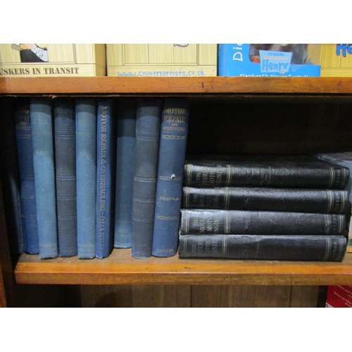 4026 - A selection of vintage Motor Repair books including; A set of four volumes (1,2,4 and 5) for 