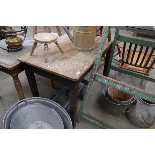Lot 2027      