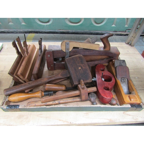 Lot 2054      